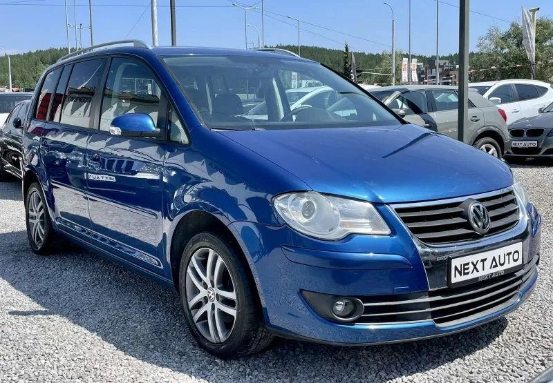 Volkswagen Touran 1.9TDI 105HP 6CK. Image 3