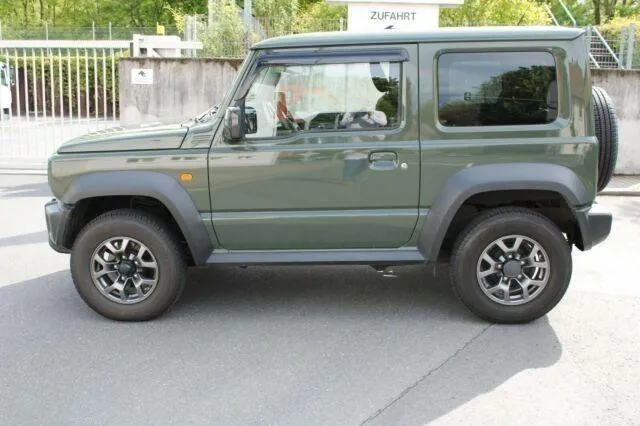 SUZUKI Jimny 1.5 5MT Top Image 4